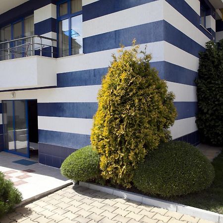 Spa Villa Crystal Hisarya Bagian luar foto