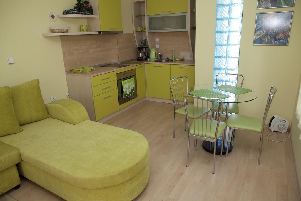 Spa Villa Crystal Hisarya Ruang foto